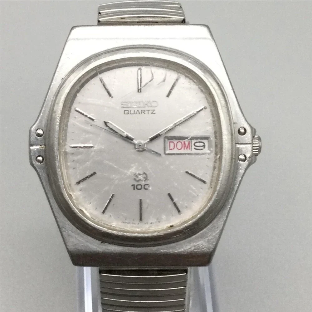Vintage Seiko 8125-5090 Mens Watch 36mm Silver Tone CRACKED CRYSTAL New Battery